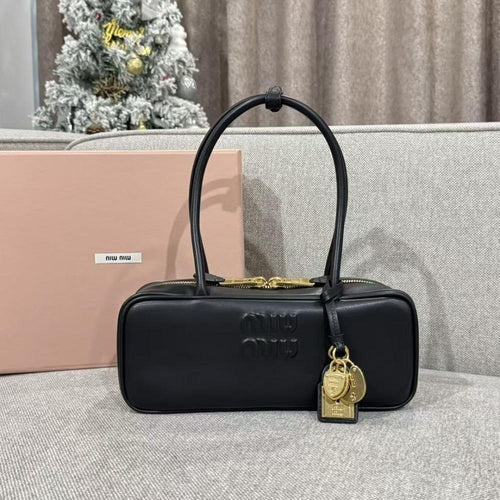 Beau leather bag