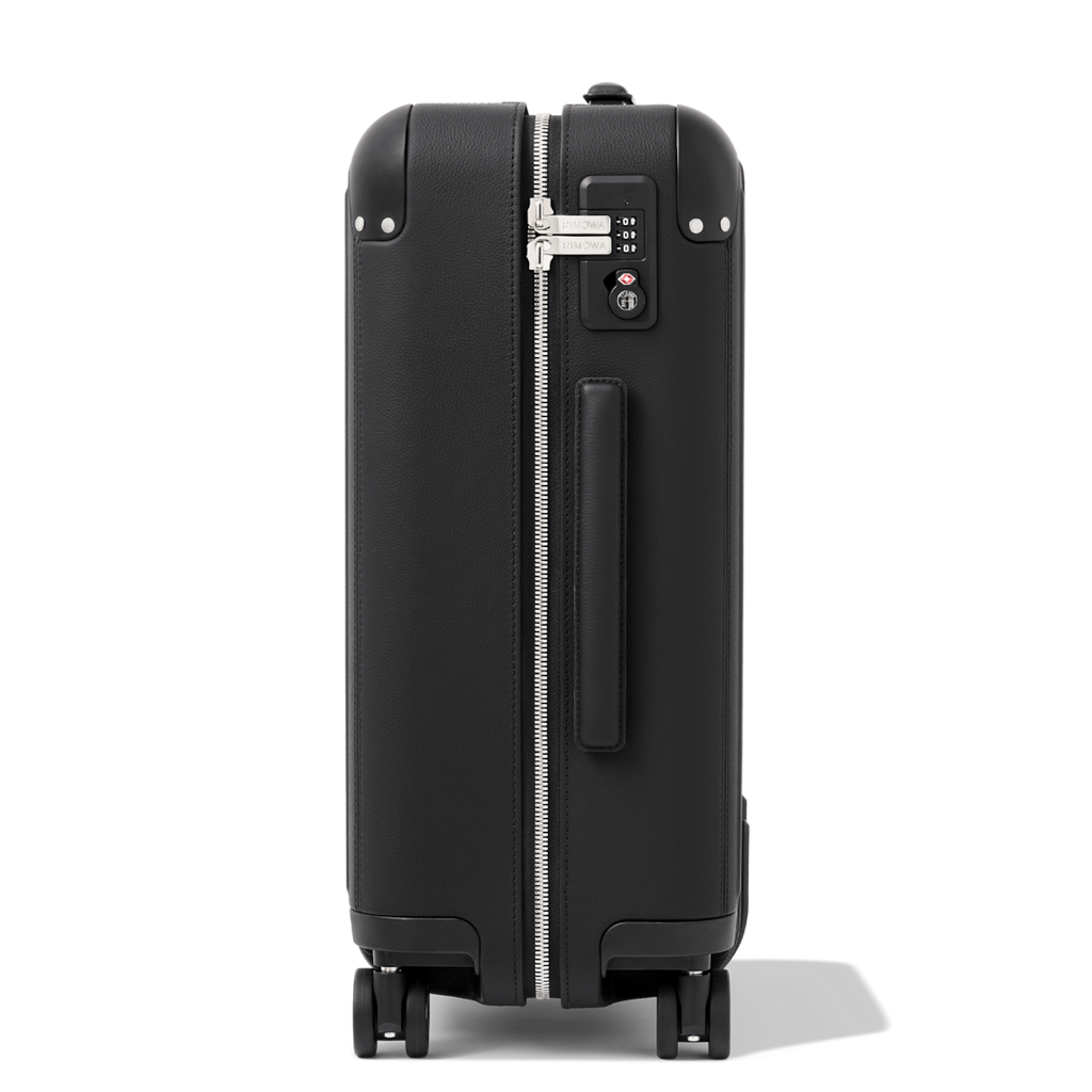 RIMOWA Distinct