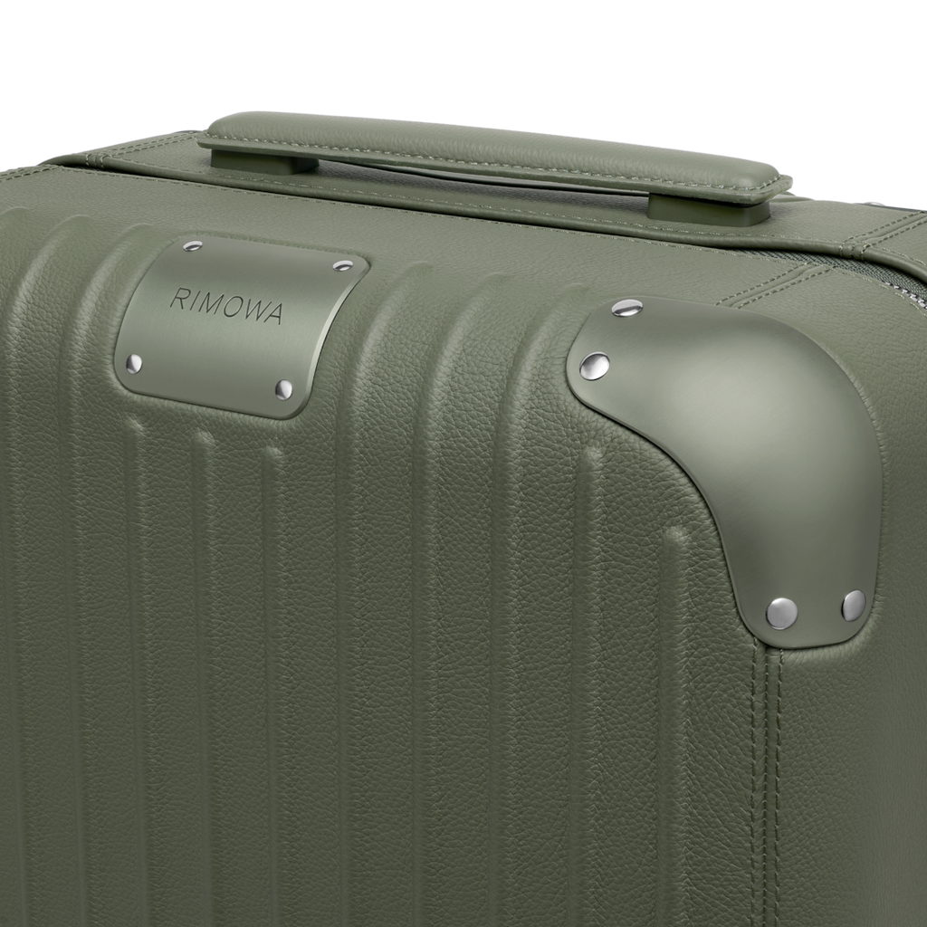 RIMOWA Distinct