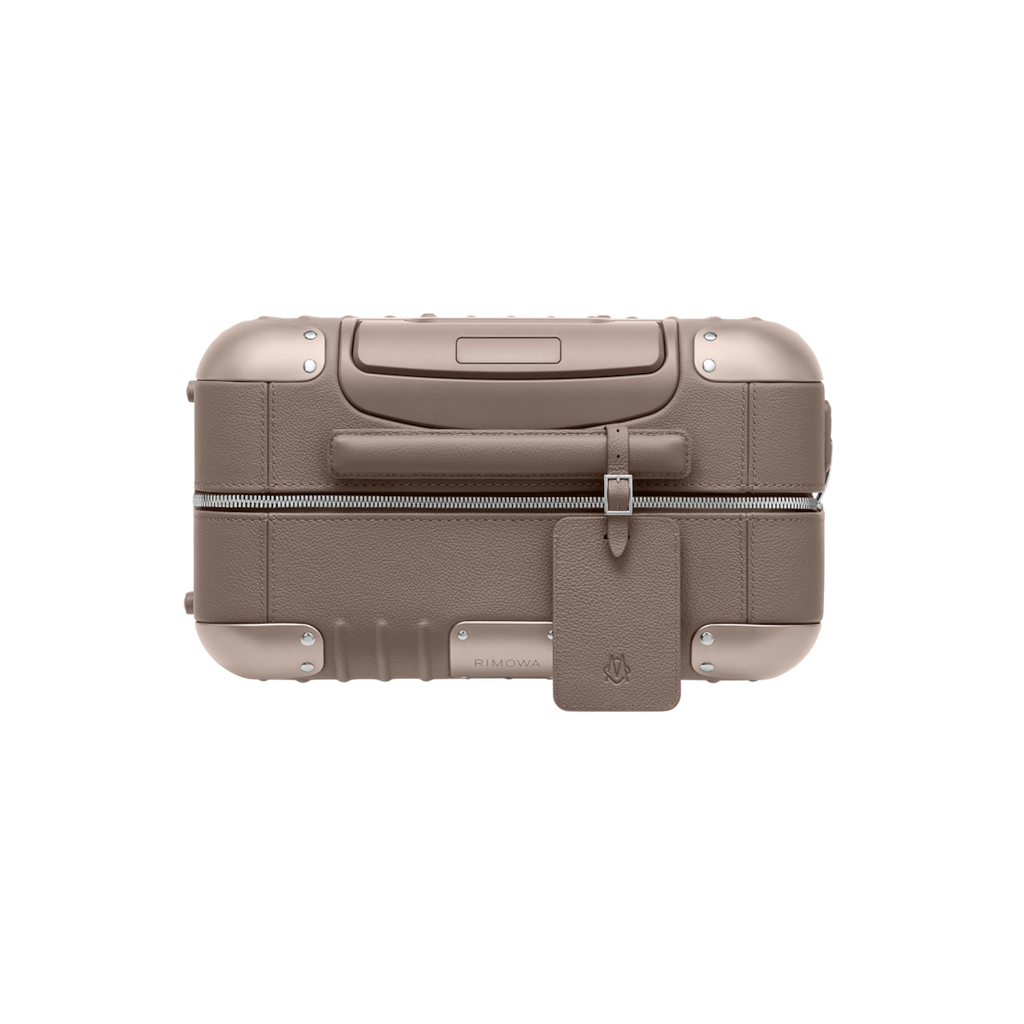 RIMOWA Distinct