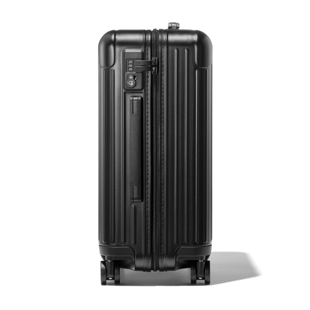 RIMOWA Essential