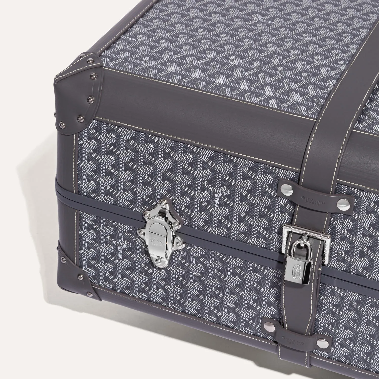 Bourget PM Trolley Case