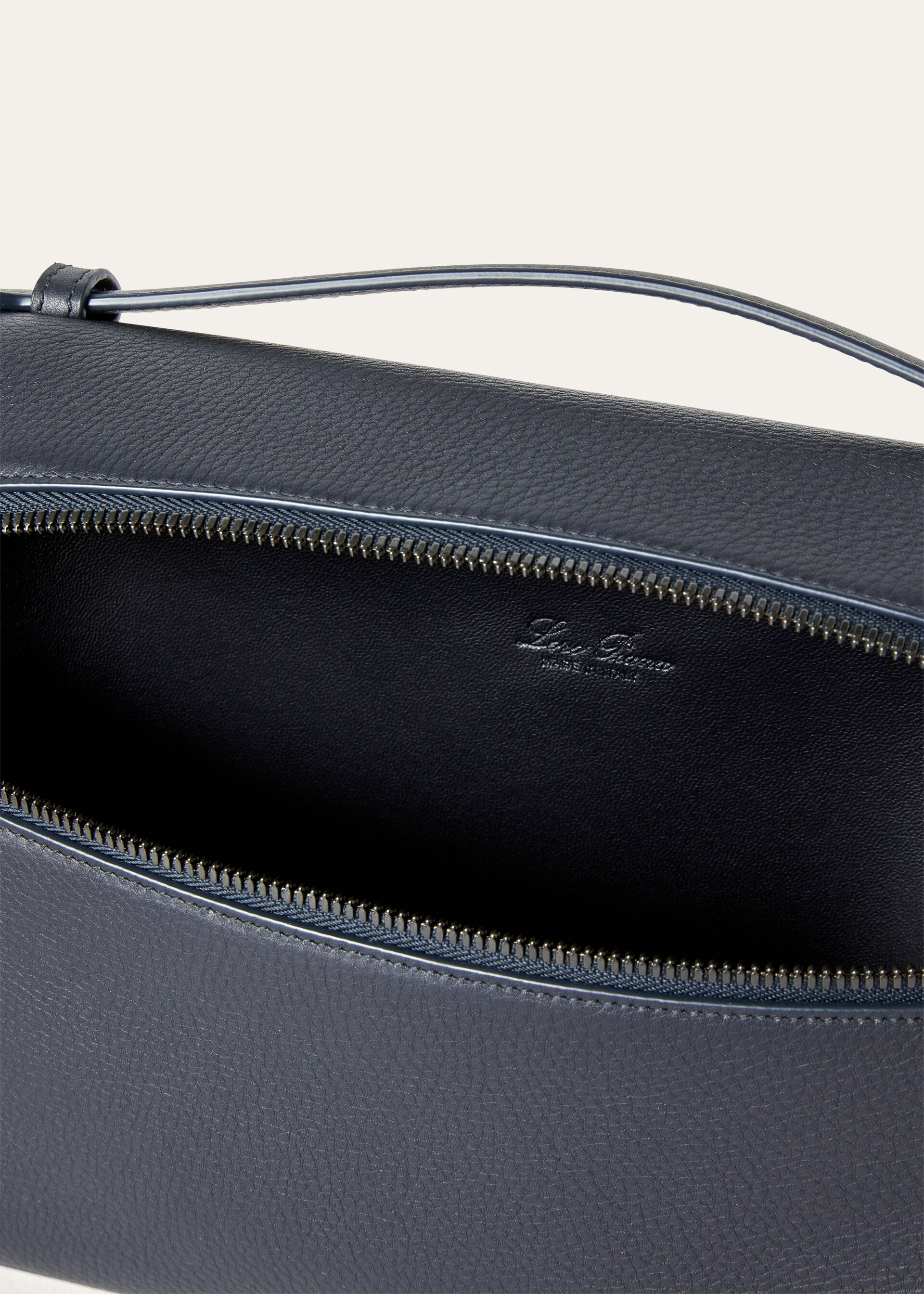 Extra Pouch L29