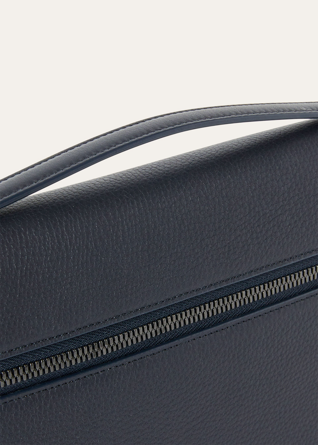Extra Pouch L29