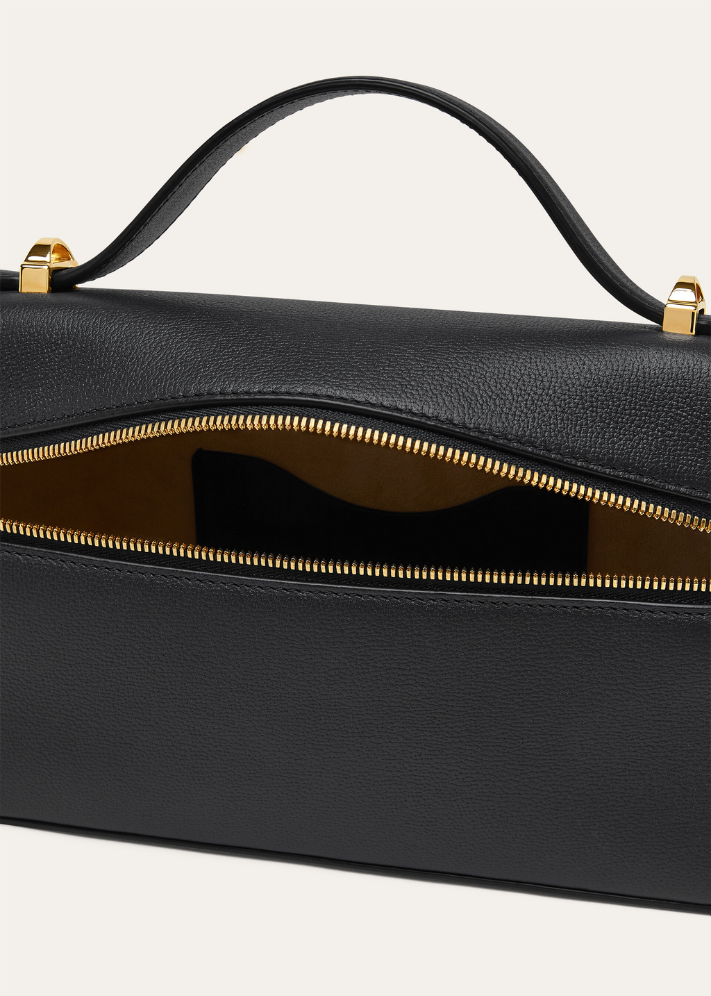 Extra Pocket Pouch 27 Bag in Calfskin Leather