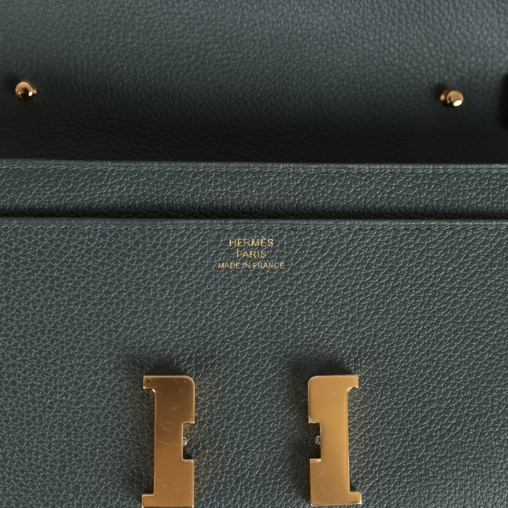 Constance Wallet To Go Vert Mangrove Evercolor Gold Hardware