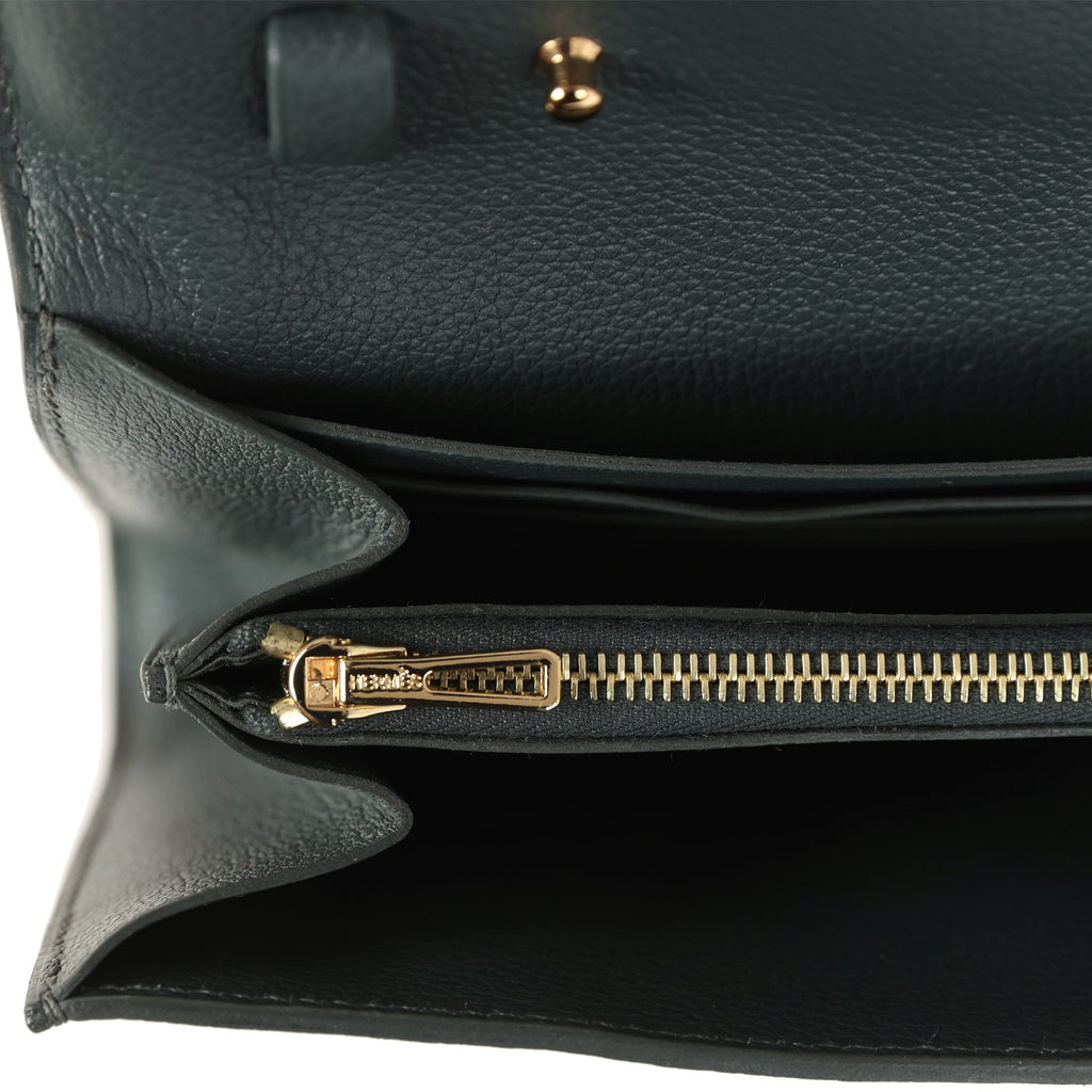 Constance Wallet To Go Vert Mangrove Evercolor Gold Hardware