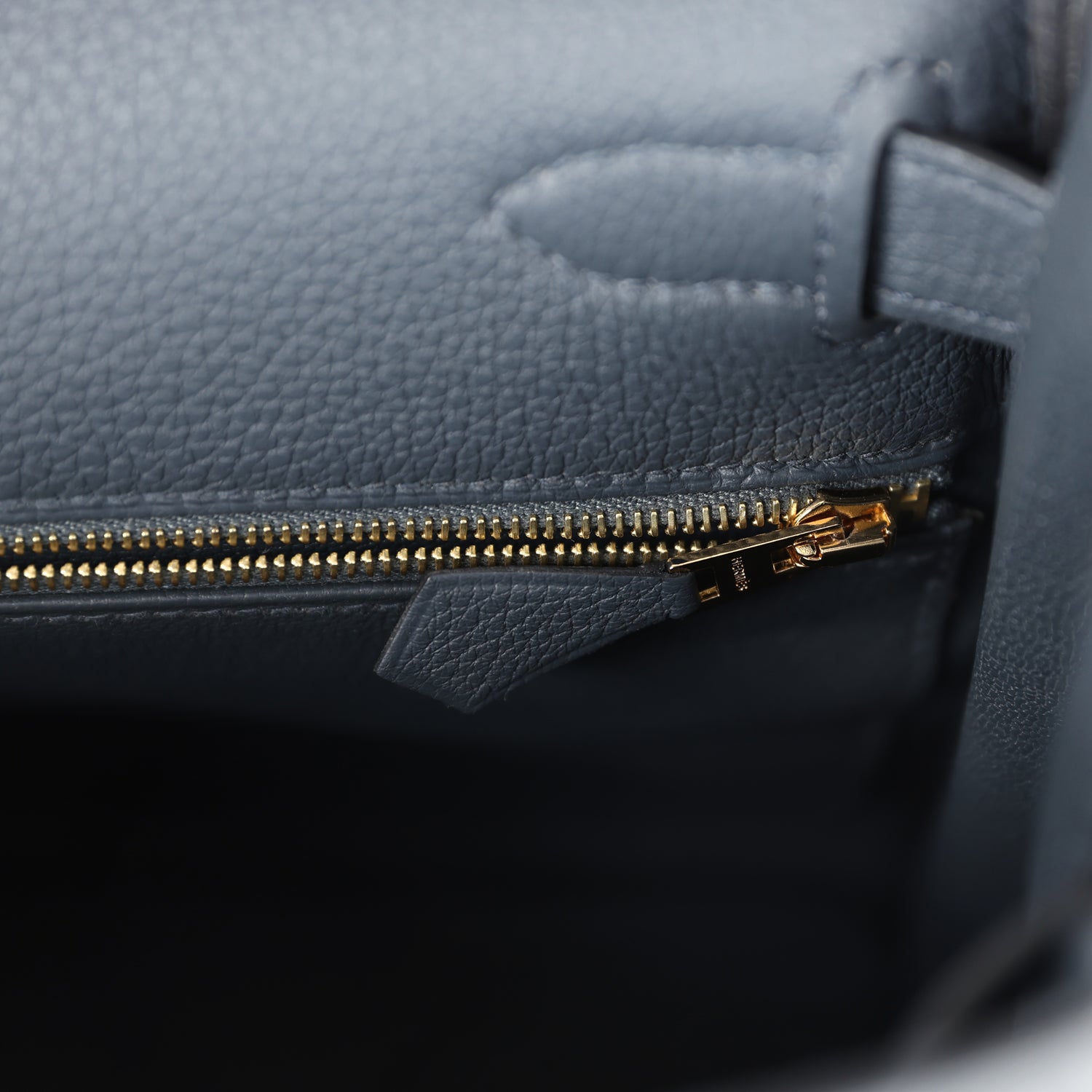 Kelly Retourne 28 Gris Misty Togo Permabrass Hardware