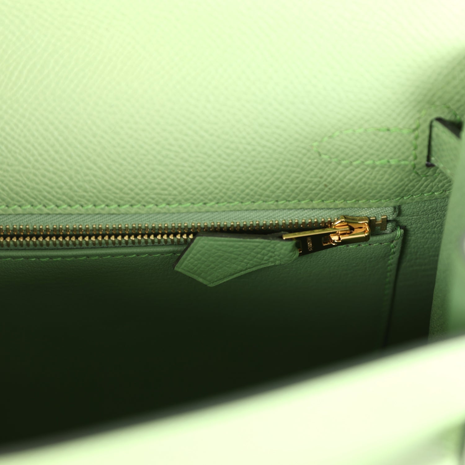 Kelly Sellier 25 Vert Criquet Epsom Gold Hardware