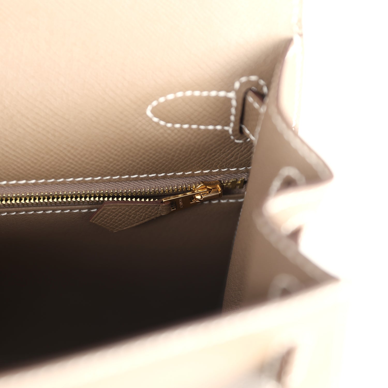 Kelly Sellier 28 Etoupe Epsom Gold Hardware