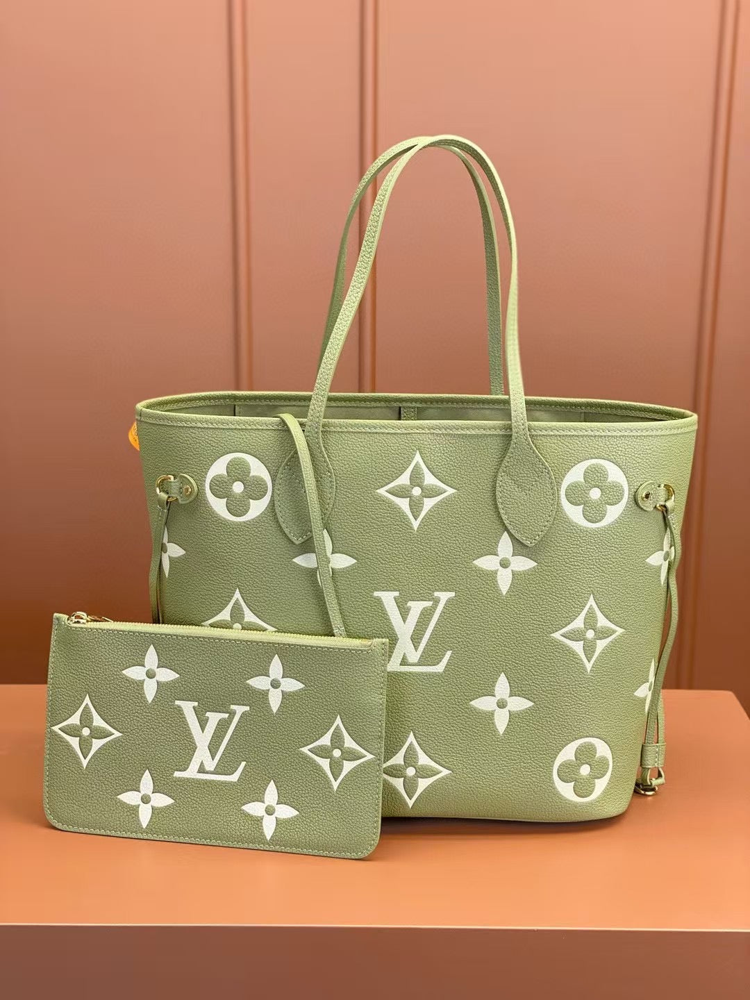 Louis Vuitton Neverfull MM