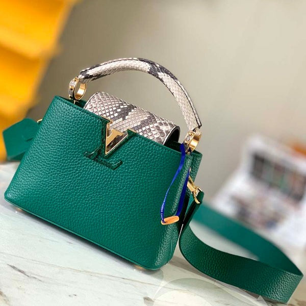Louis Vuitton Capucines Mini
