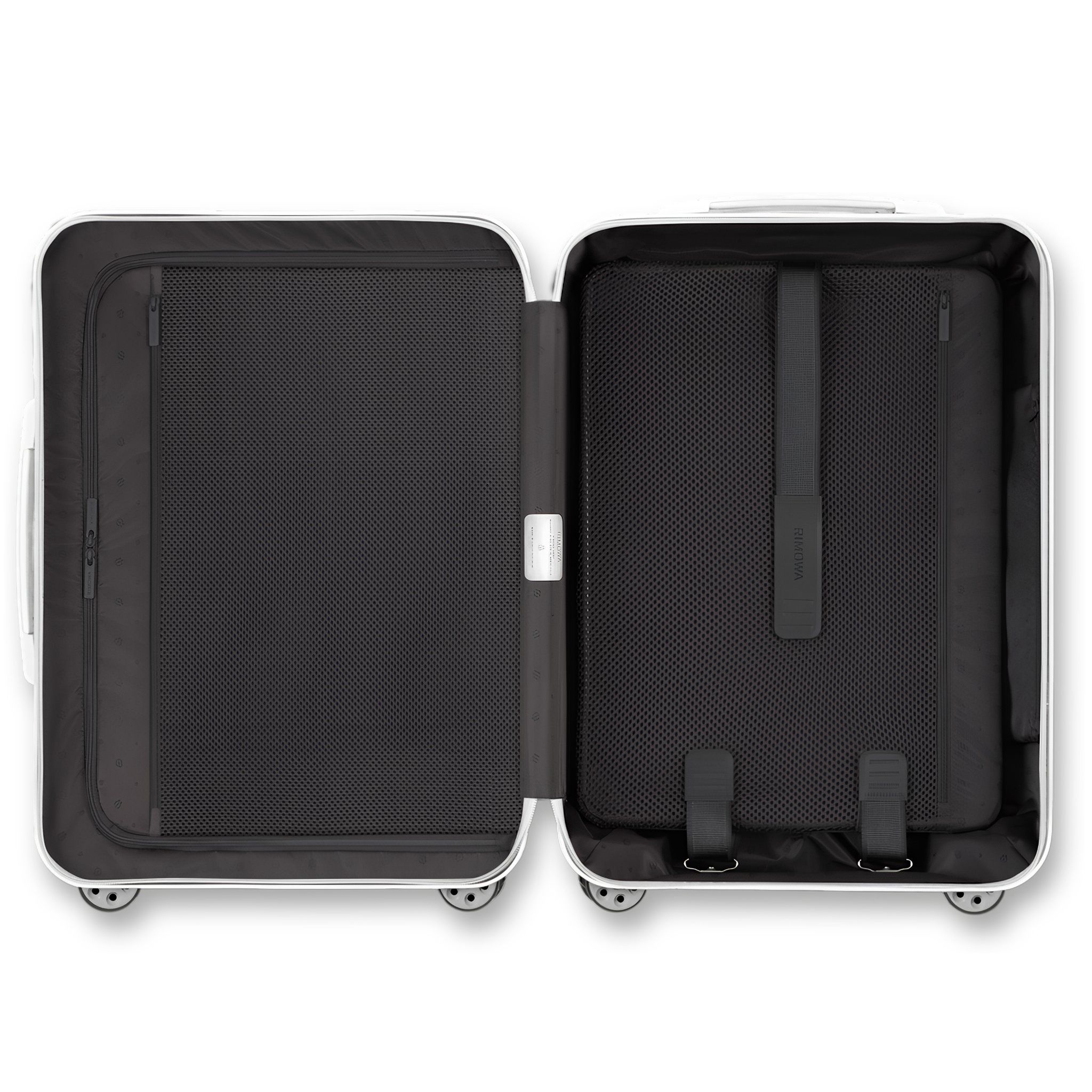 RIMOWA Essential